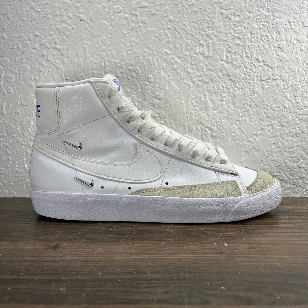 Nike Blazer Mid 77 SE Women's White Shoes - Women's Size 7.5